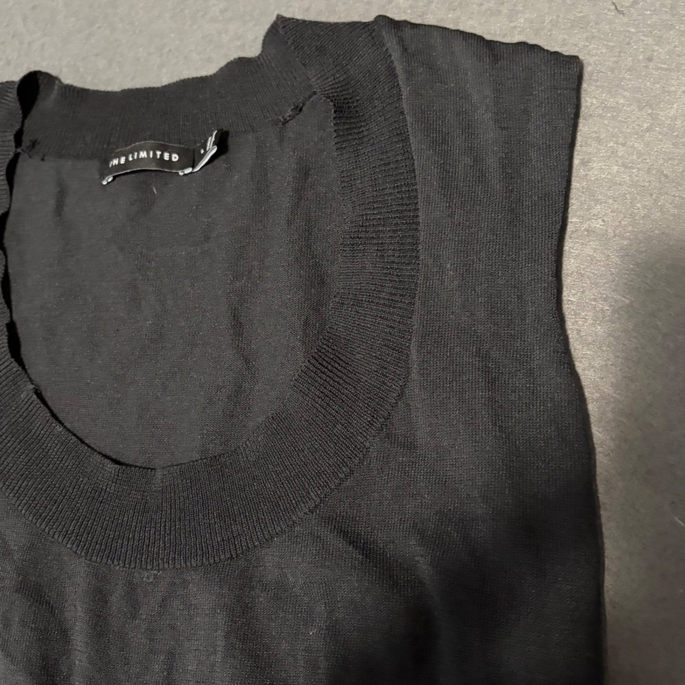 Y2K The Limited Sleeveless Shell Vest Women L Black Whimsigoth Core Fall Light - Picture 3 of 8